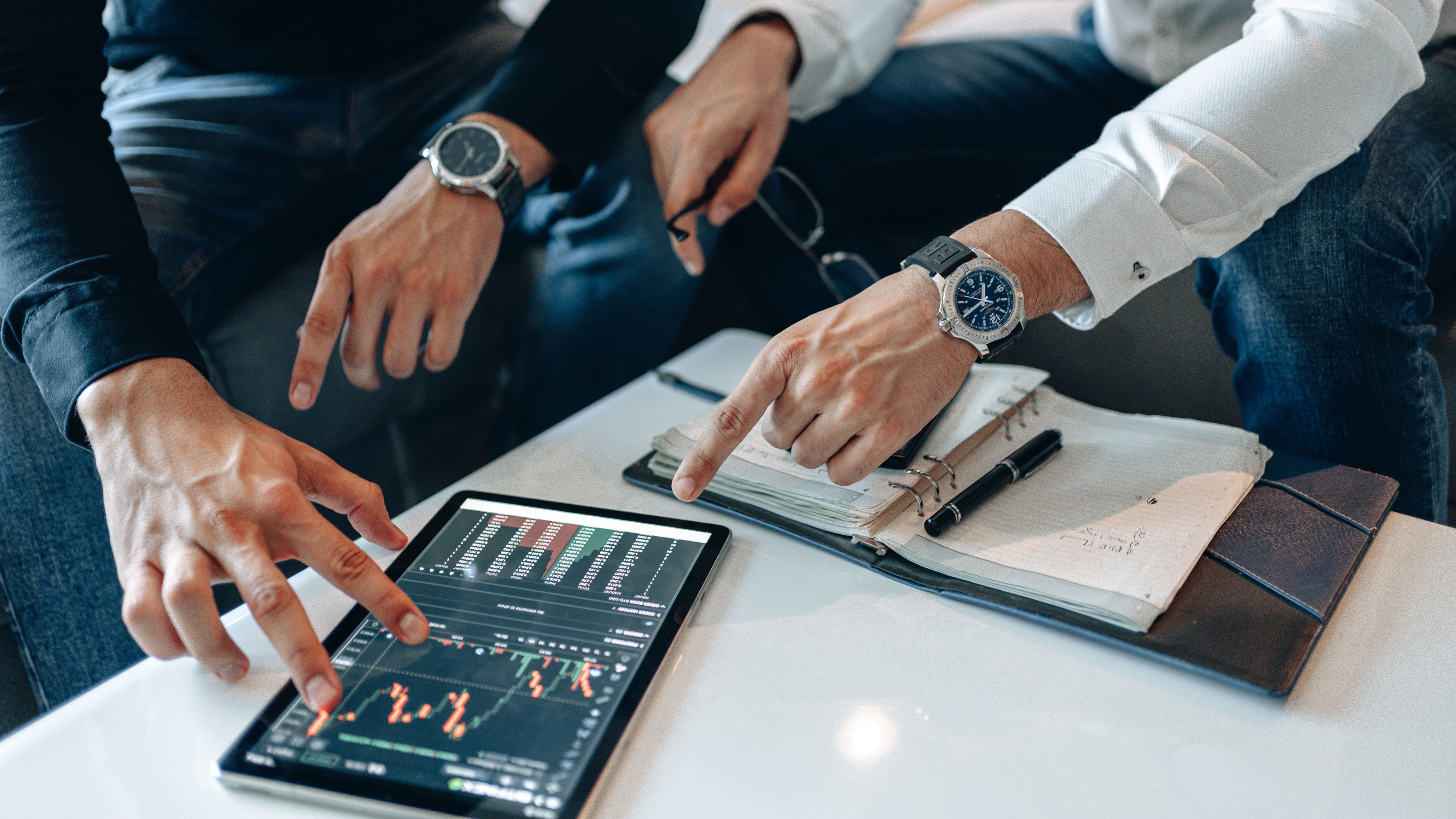 smart-money-em-movimento:-as-acções-que-dominam-os-últimos-sec-filings